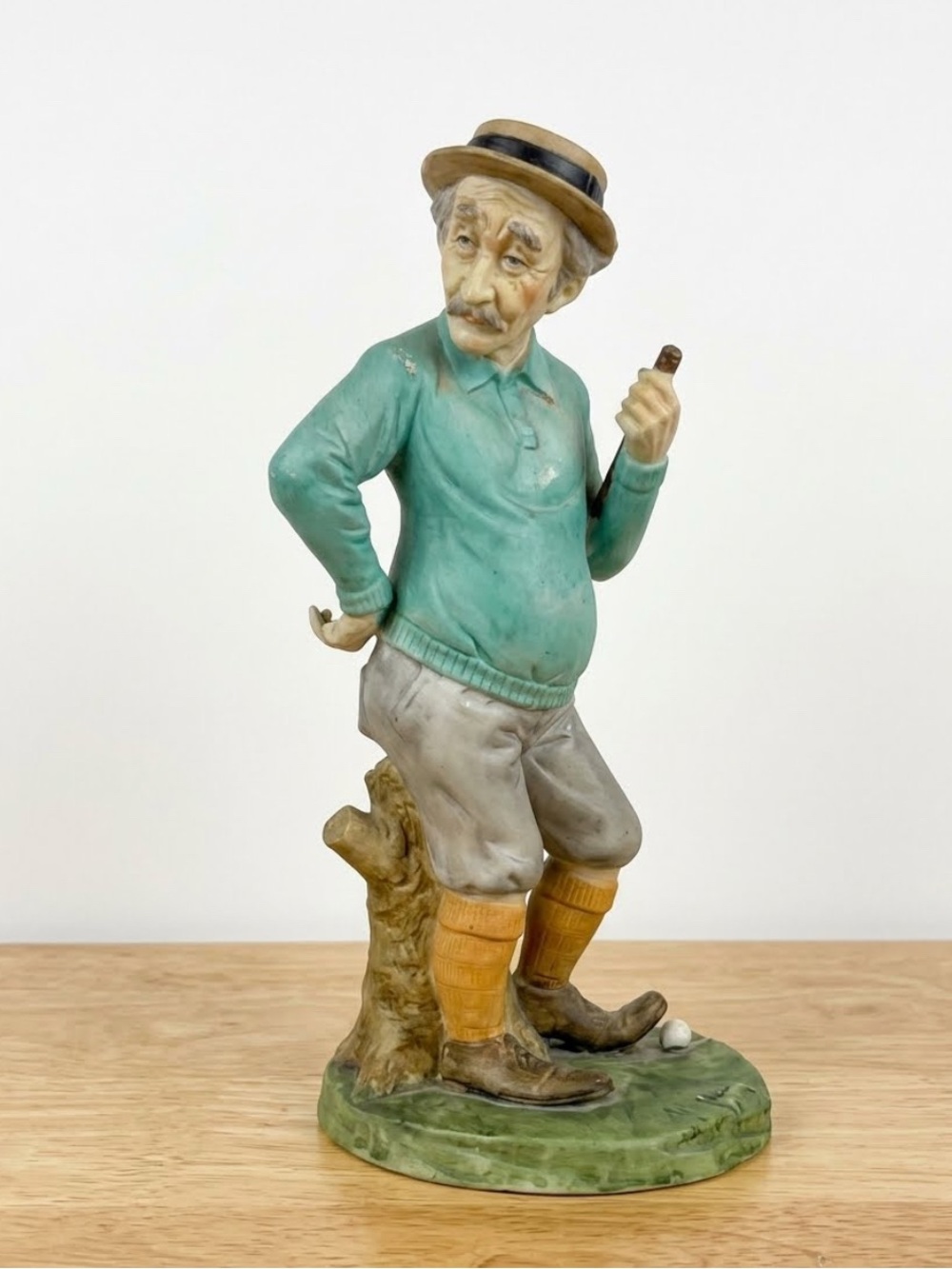 VTG Hand-Painted Royal Crown Ceramic Golfer Grumpy Old Man Golf Statue Figurine